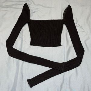 Are You Am I black long sleeve crop top